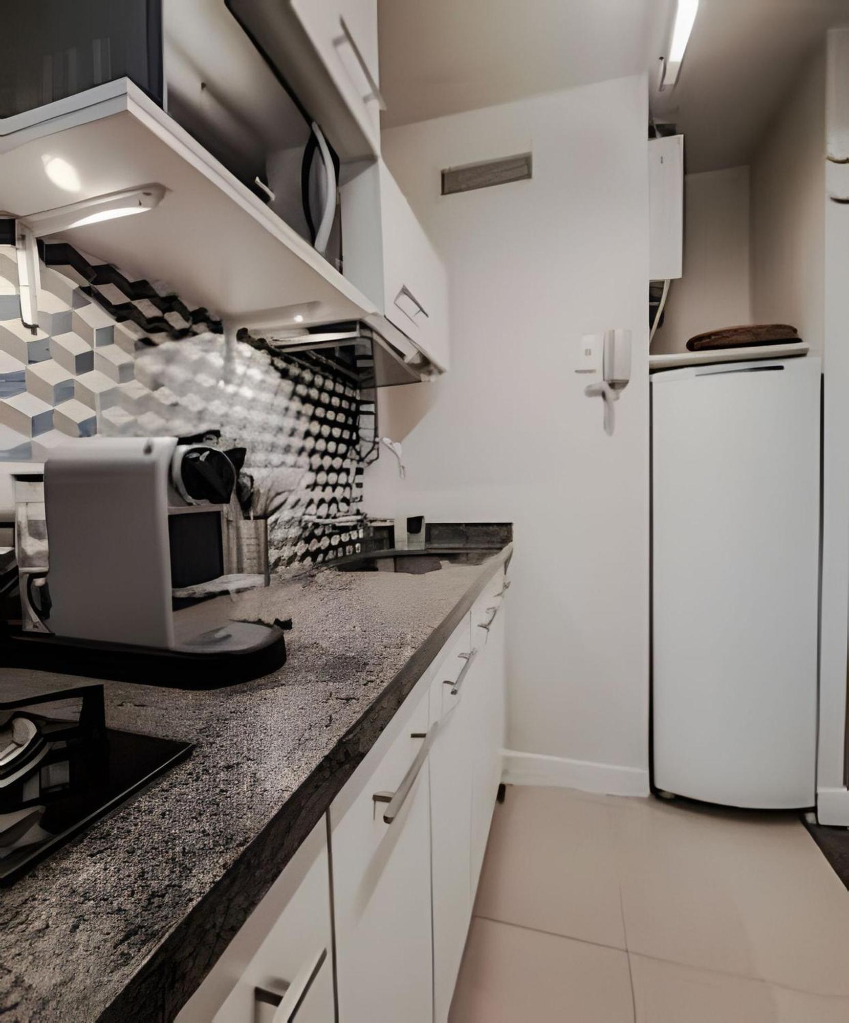 Apartment Charmoso Em Ipanema - A 150m Da *